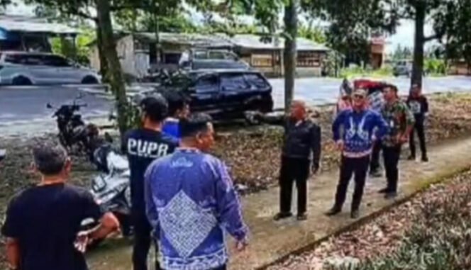 
					Poto: Kadis PUPR Lamsel memantau jalur serta kawasan strategis pariwisata di Kalianda 
(ist).