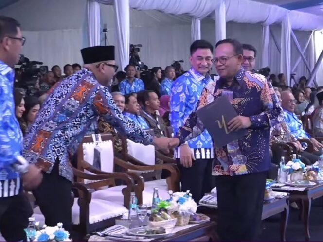 
					Gubernur Lampung saat hadir di puncak acara Hari Pers Nasional (HPN) di Provinsi Banten
