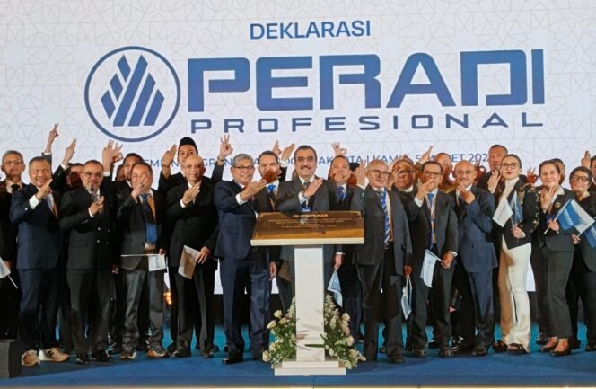 
					Poto: momen peresmian PERADI Profesional (Ist/St.)