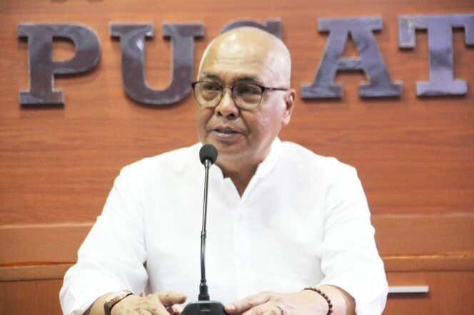 
					Poto: Ketua PWI Pusat Akhmad Munir 