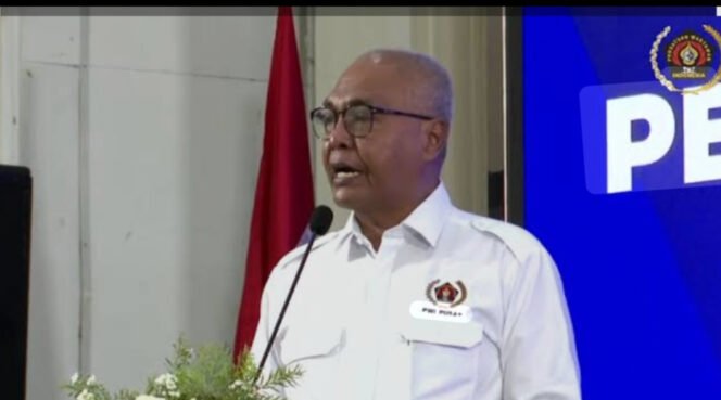 
					Poto: Ketua Umum PWI Pusat, Akhmad Munir