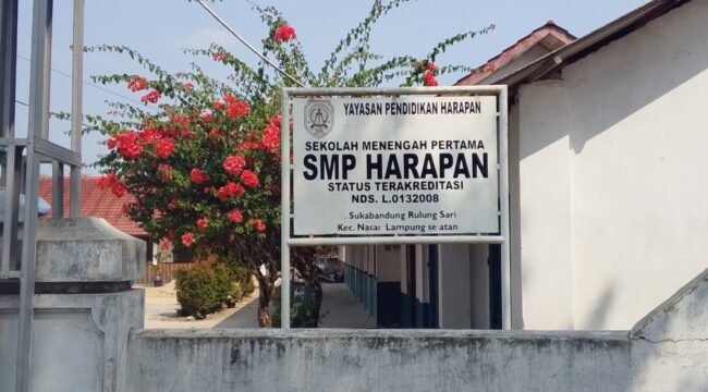 Poto: Gedung SMP Harapan di Kecamatan Natar Lamsel (ist).